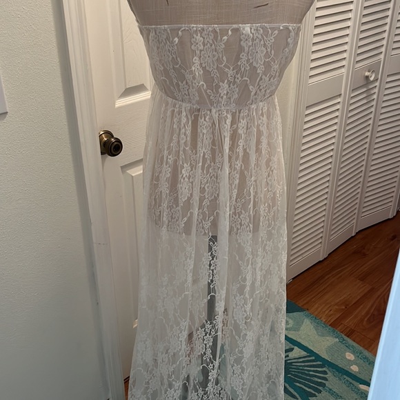 Lace strapless maxi dress - Picture 4 of 8